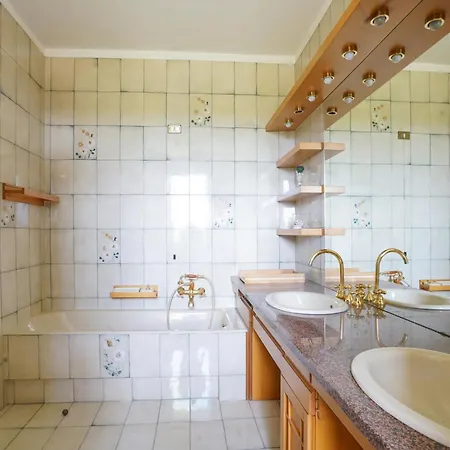 Amazing Home In Castelnuovo Bormida Дом отдыха