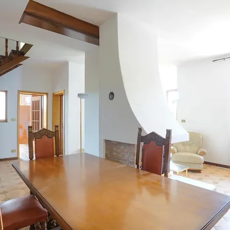 Amazing Home In Castelnuovo Bormida 펜션