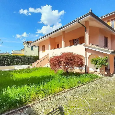 Amazing Home In Castelnuovo Bormida * 카스텔 누오보 보르미다